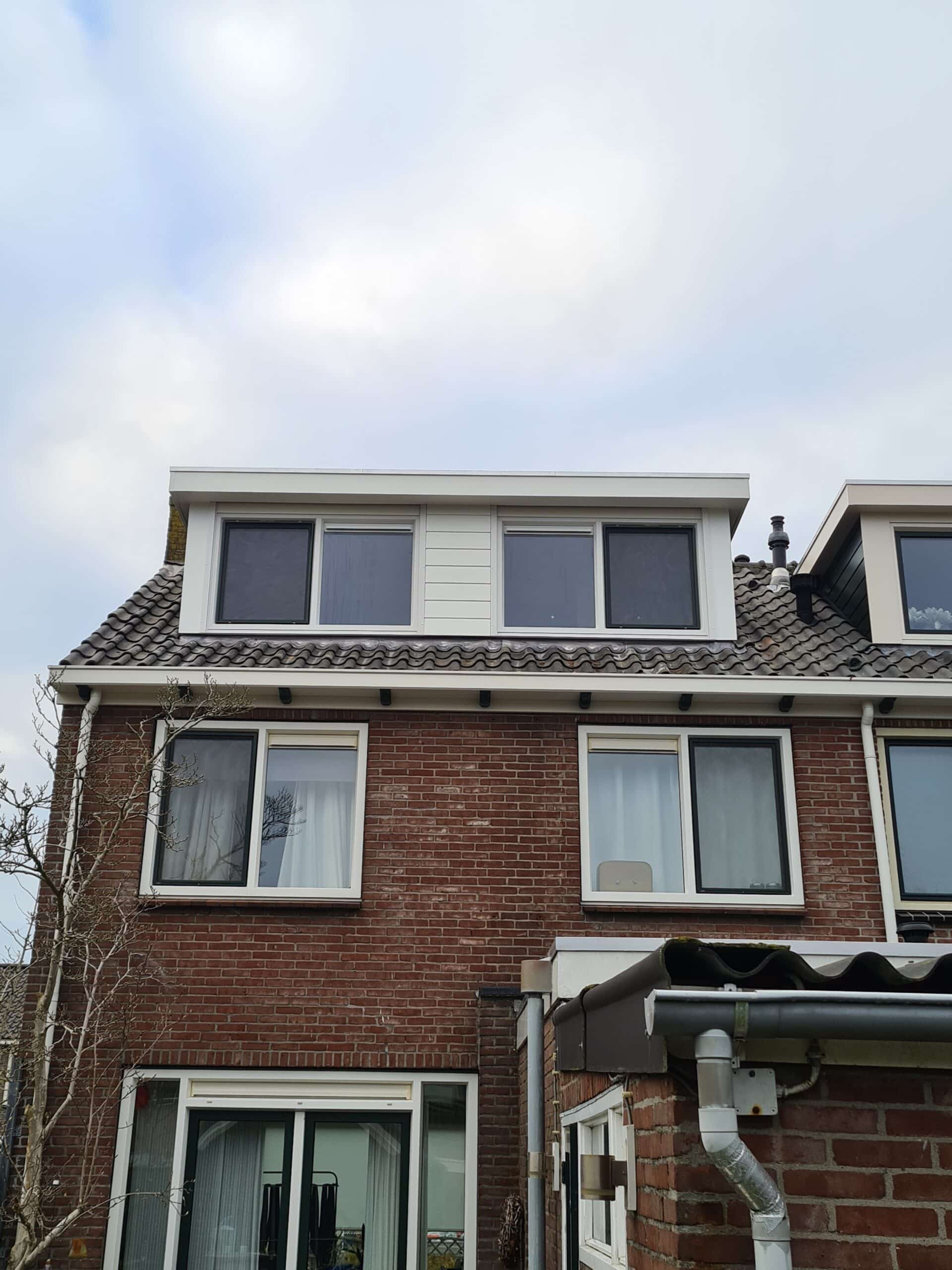 Kunststof met houtnerf  Dakkapel met plat dak – Benningbroek 5