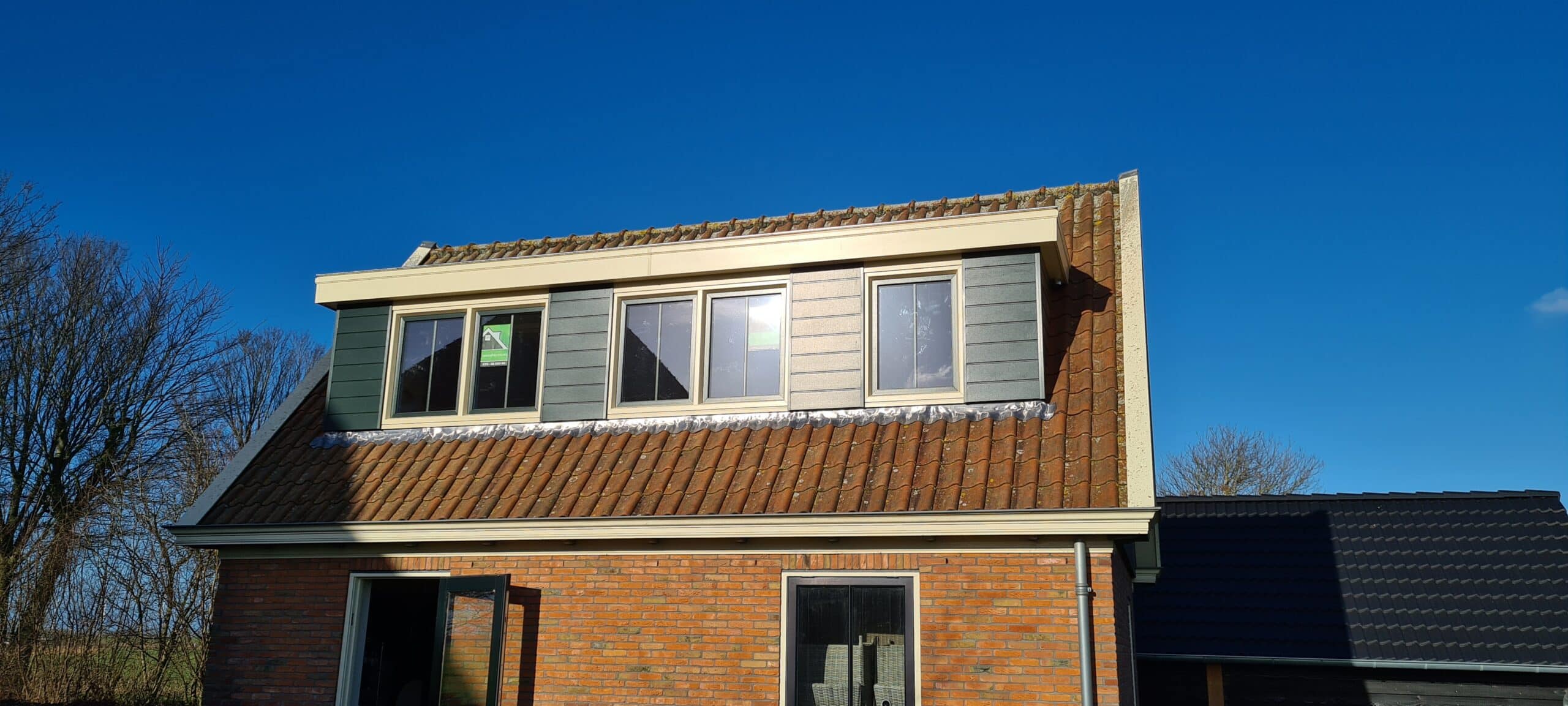 Kunststof met houtnerf  Dakkapel met plat dak – Lambertschaag 3