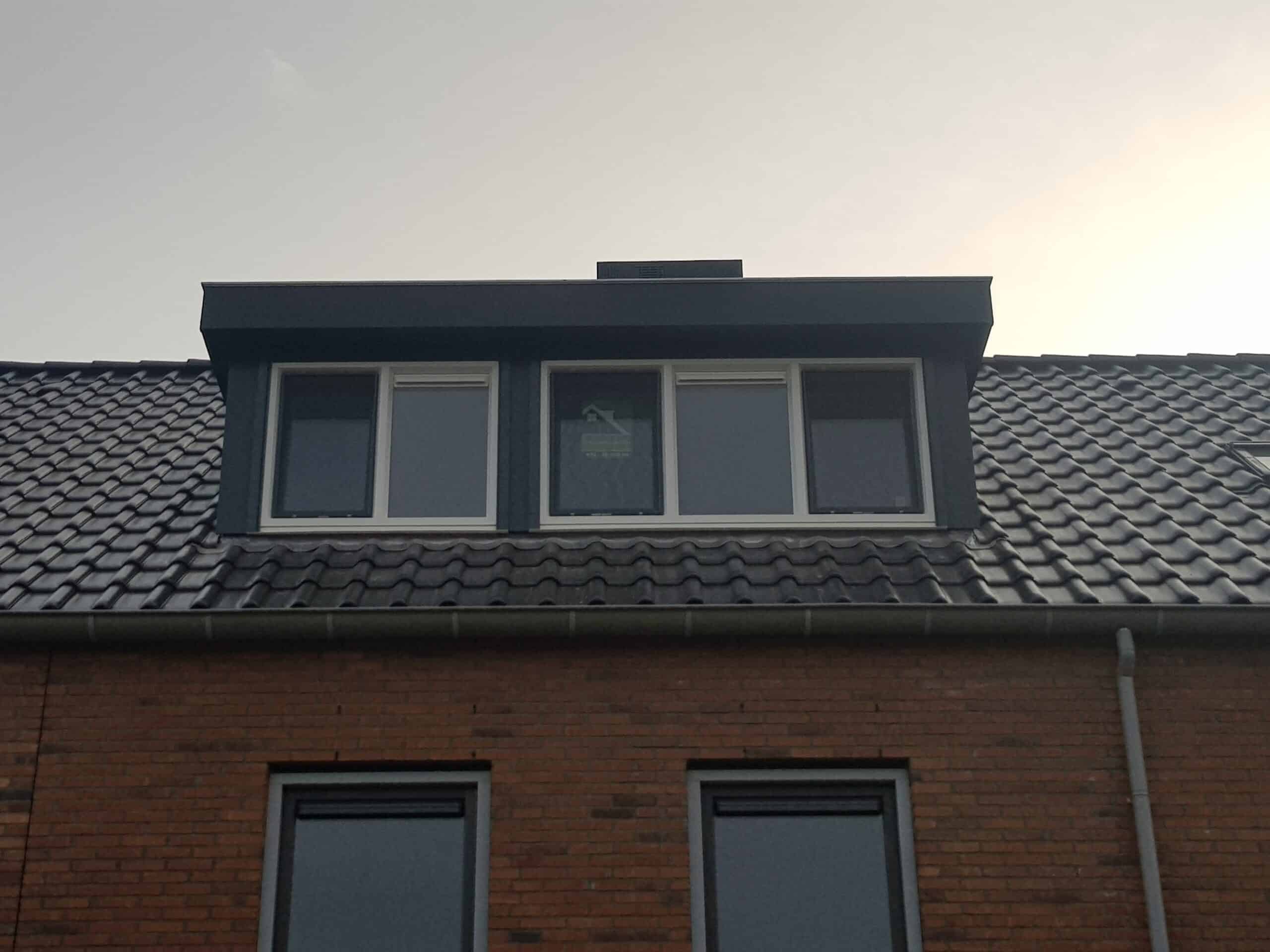 Kunststof met houtnerf  Dakkapel met plat dak – Zuidoostbeemster 4