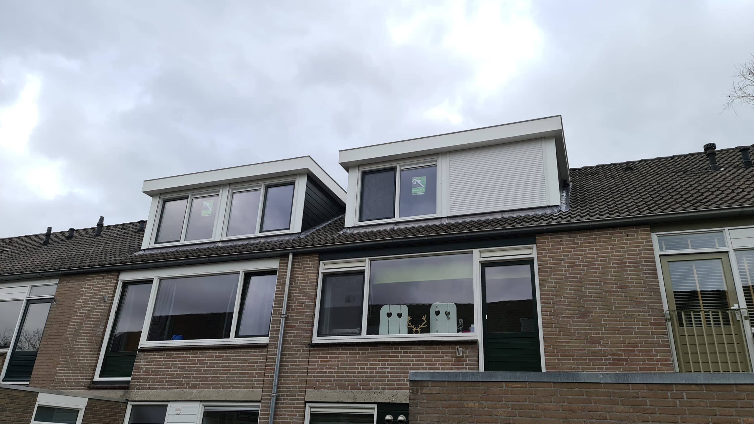 Kunststof met houtnerf  Dakkapel met plat dak – Koog aan de Zaan 3