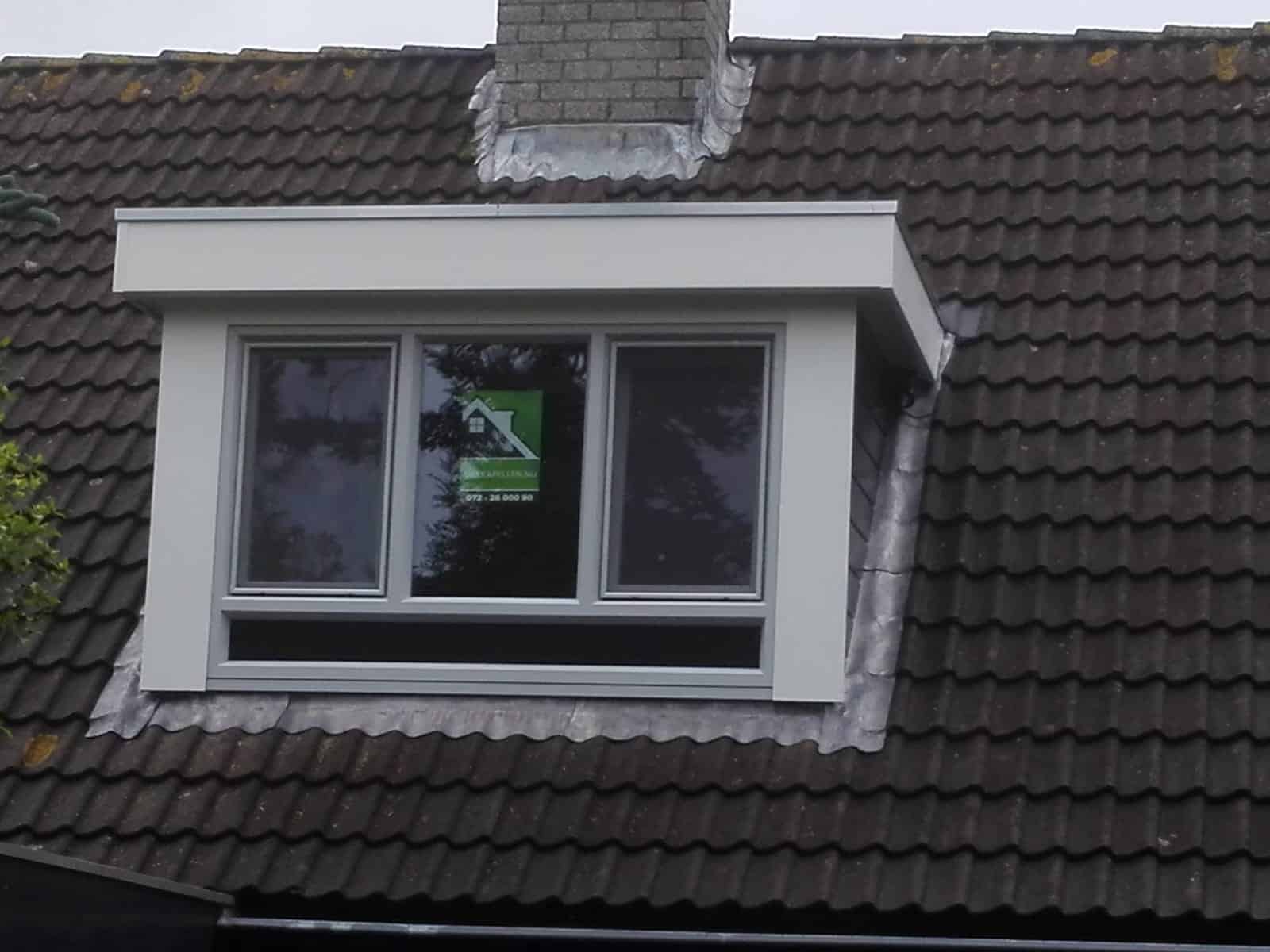 Kunststof met houtnerf  Dakkapel met plat dak – Julianadorp 3