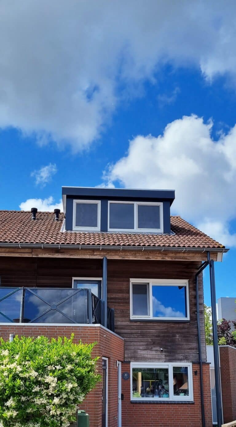 Kunststof met houtnerf  Dakkapel met plat dak – Heerhugowaard 3