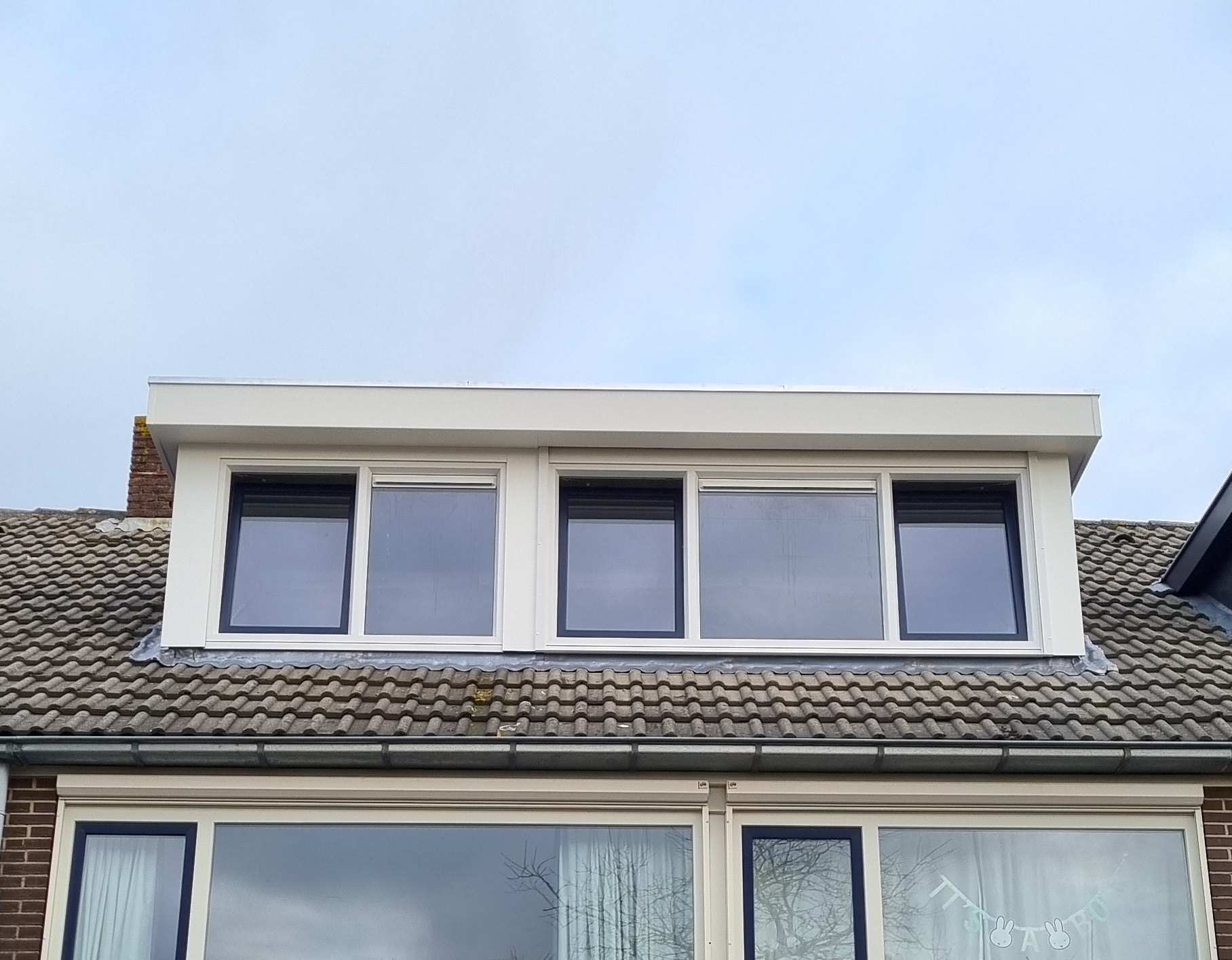 Kunststof met houtnerf  Dakkapel met plat dak – Noordwijkerhout 4