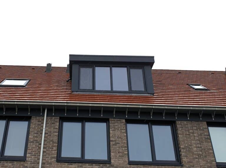 Kunststof met houtnerf  Dakkapel met plat dak – Heerhugowaard 3