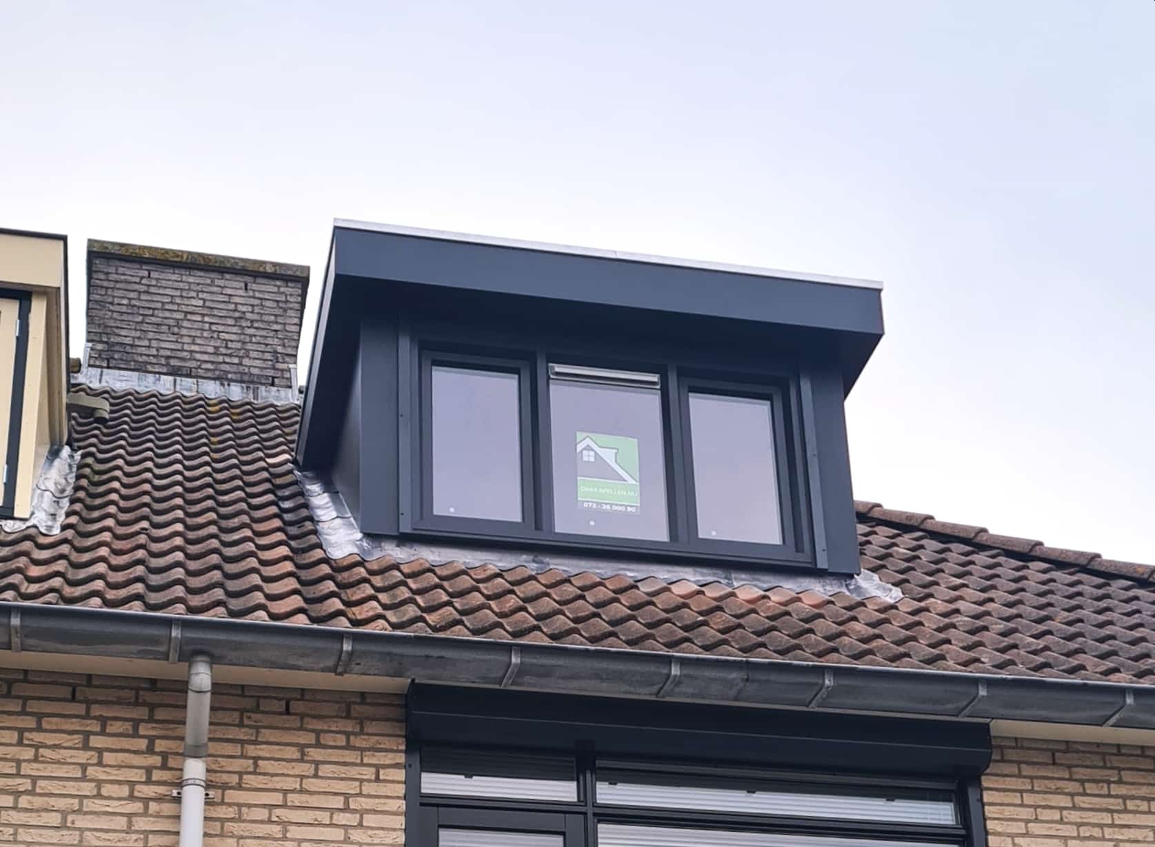 Kunststof met houtnerf  Dakkapel met plat dak – Voorhout 3