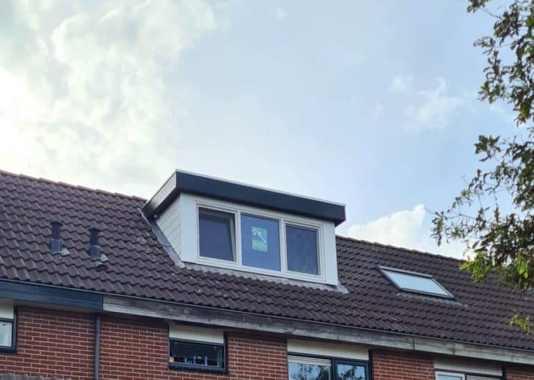 Kunststof met houtnerf  Dakkapel met plat dak – Wieringerwerf 3