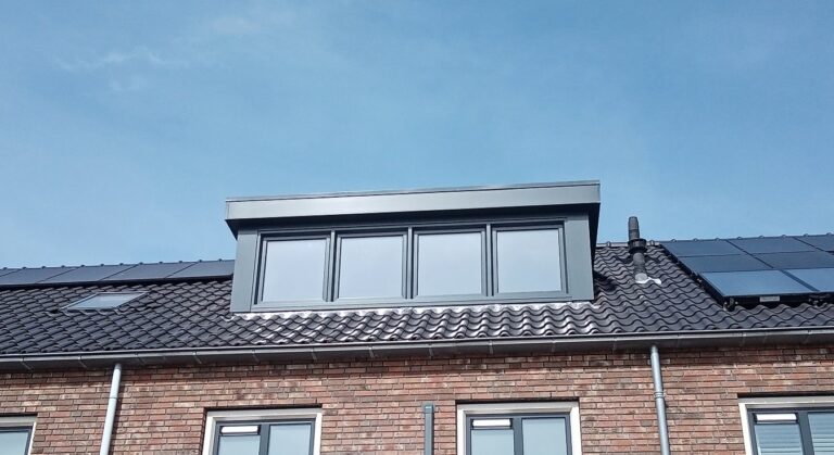 Kunststof met houtnerf  Dakkapel met plat dak – Heerhugowaard 3