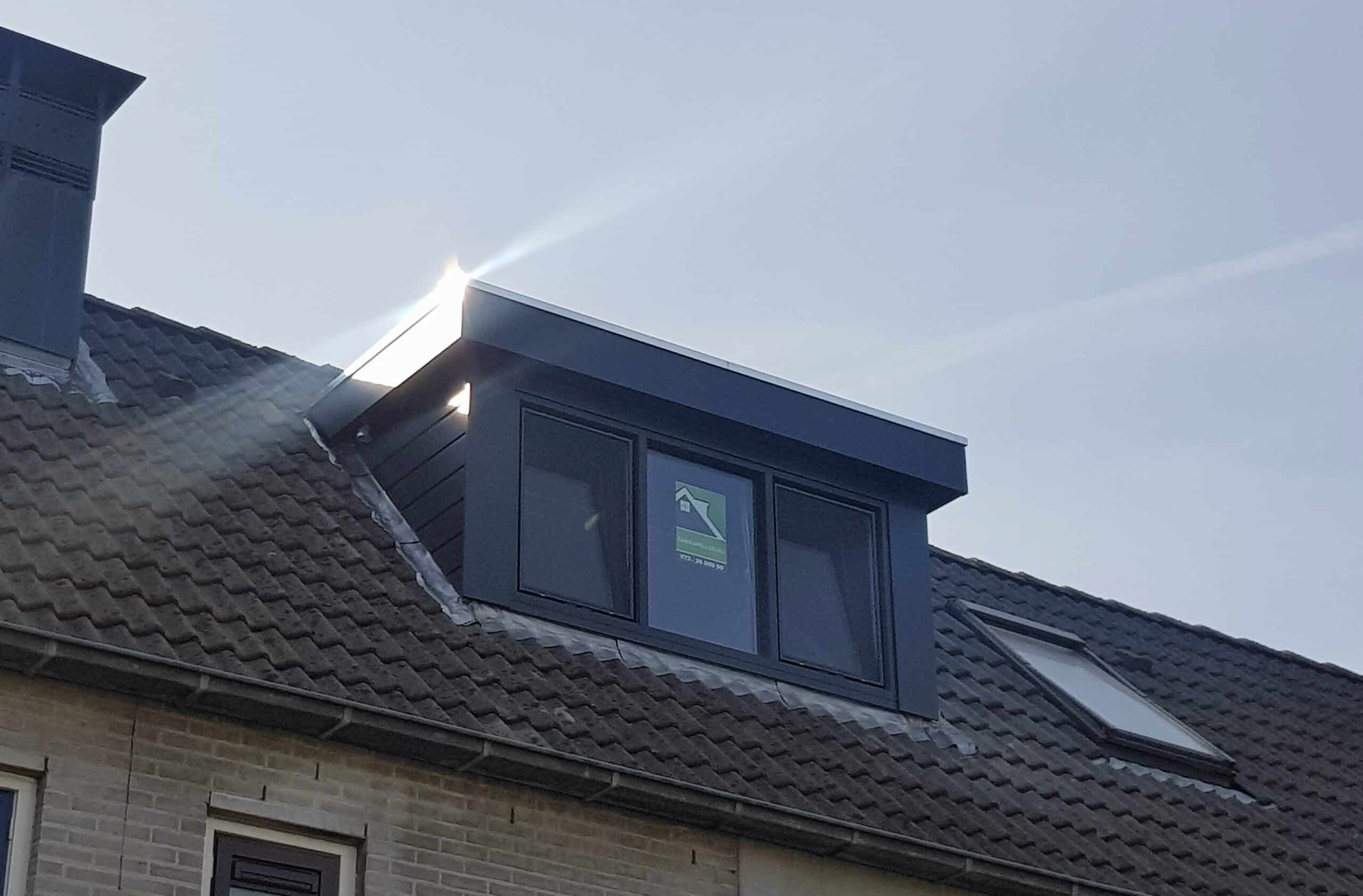 Kunststof met houtnerf  Dakkapel met plat dak – Uitgeest 3