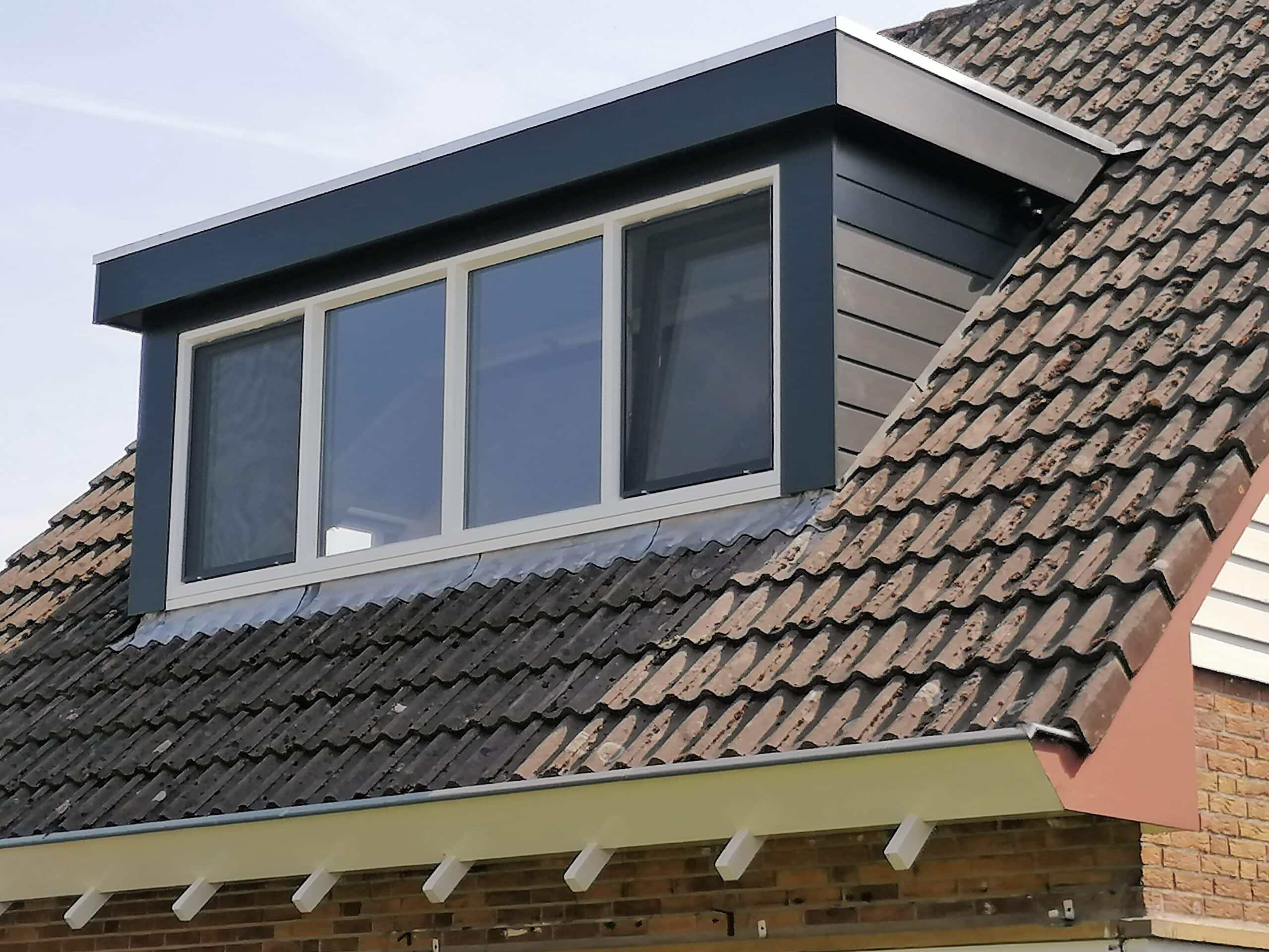 Kunststof met houtnerf  Dakkapel met plat dak – Limmen 3