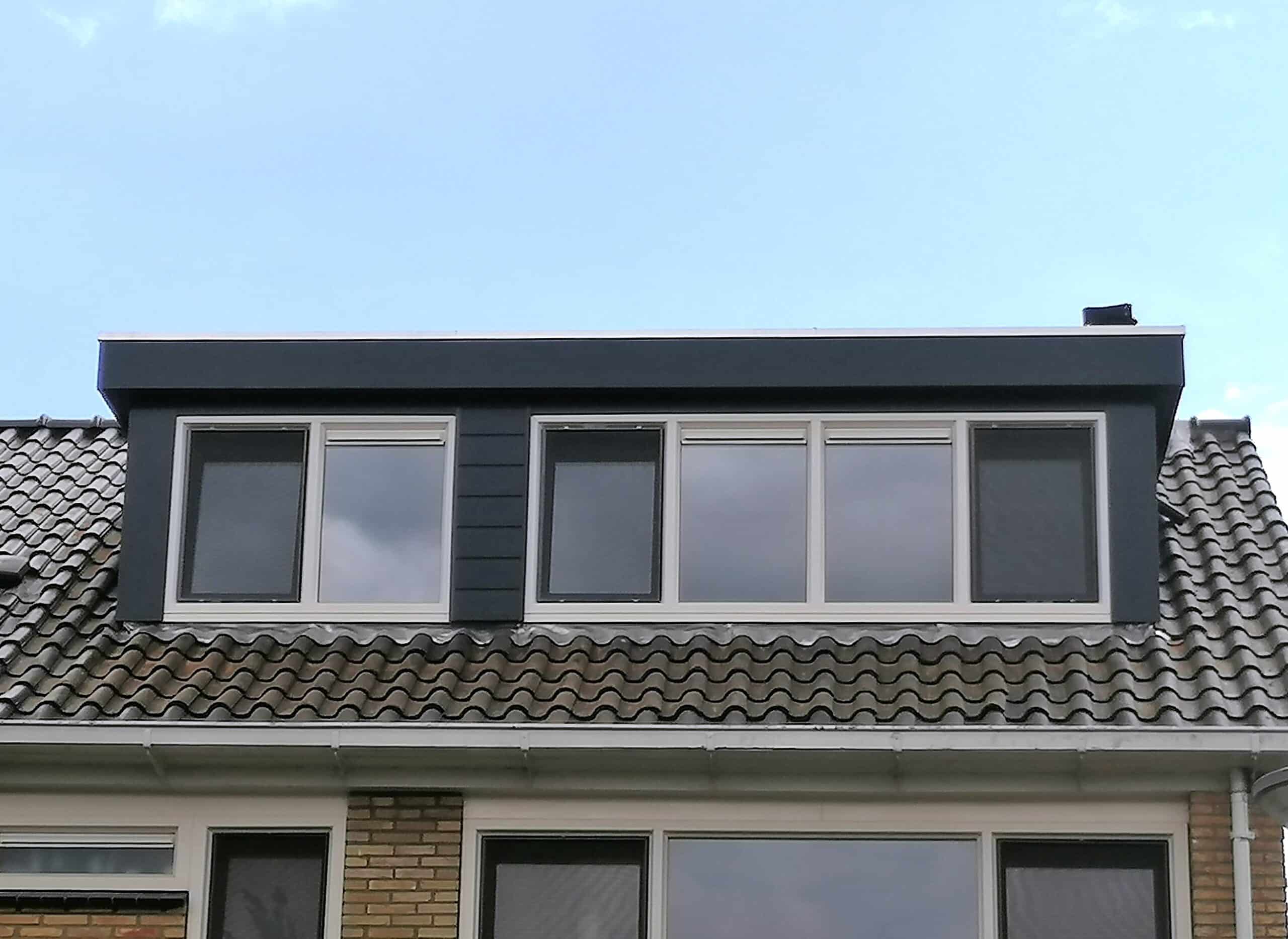 Kunststof met houtnerf  Dakkapel met plat dak – Castricum 3