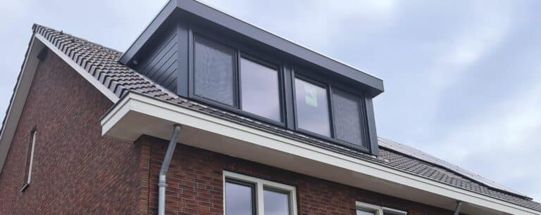 Kunststof met houtnerf  Dakkapel met plat dak – Assendelft 3