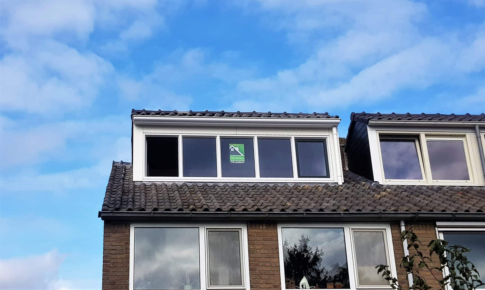 HPL, Kunststof met houtnerf  Verlegde nok – Naarden 3