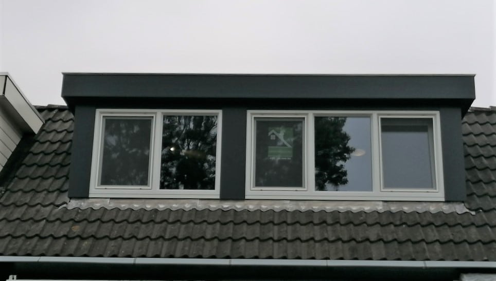 Kunststof met houtnerf  Dakkapel met plat dak – Julianadorp 3