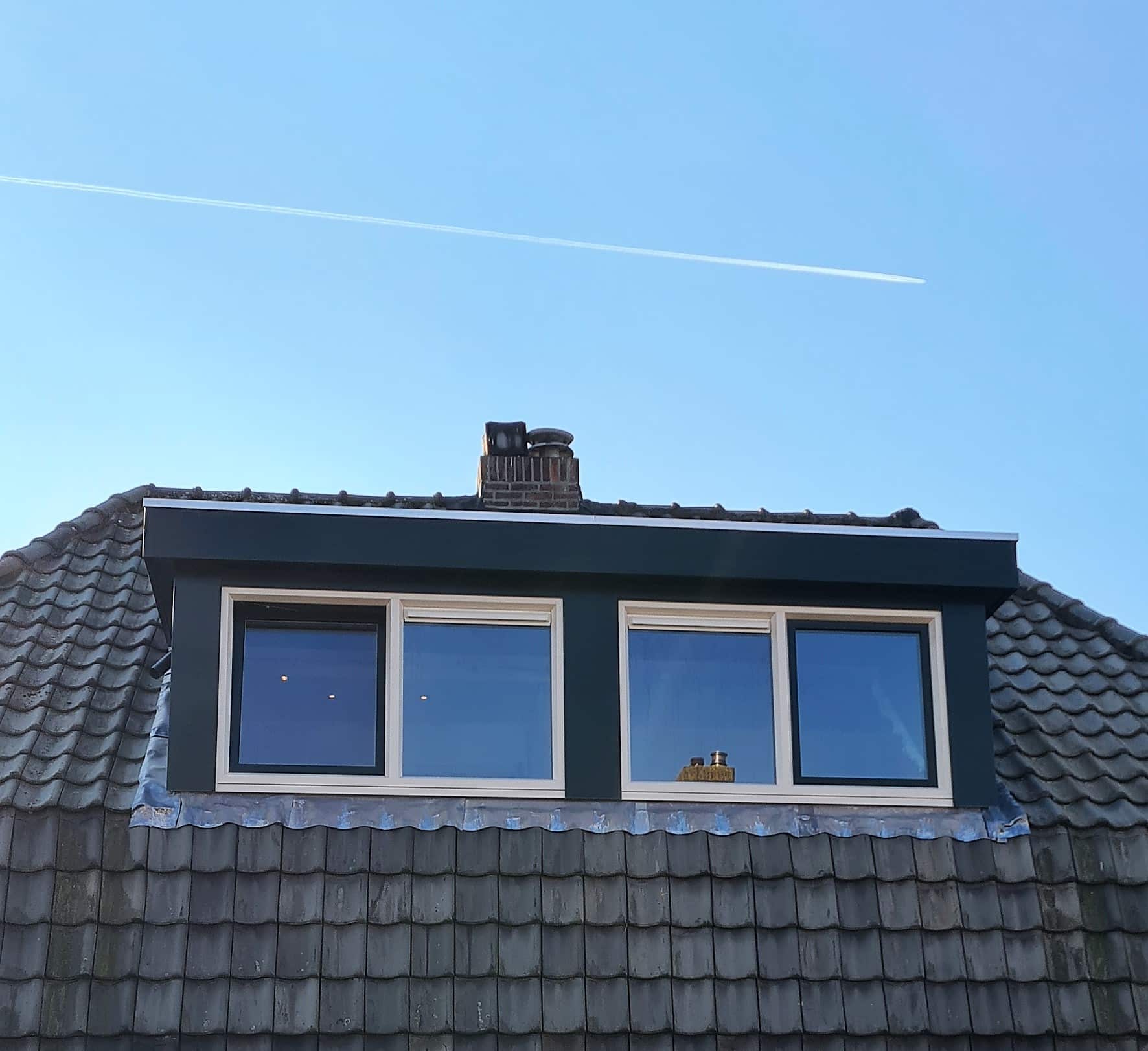 Kunststof met houtnerf  Dakkapel met plat dak – Beverwijk 3