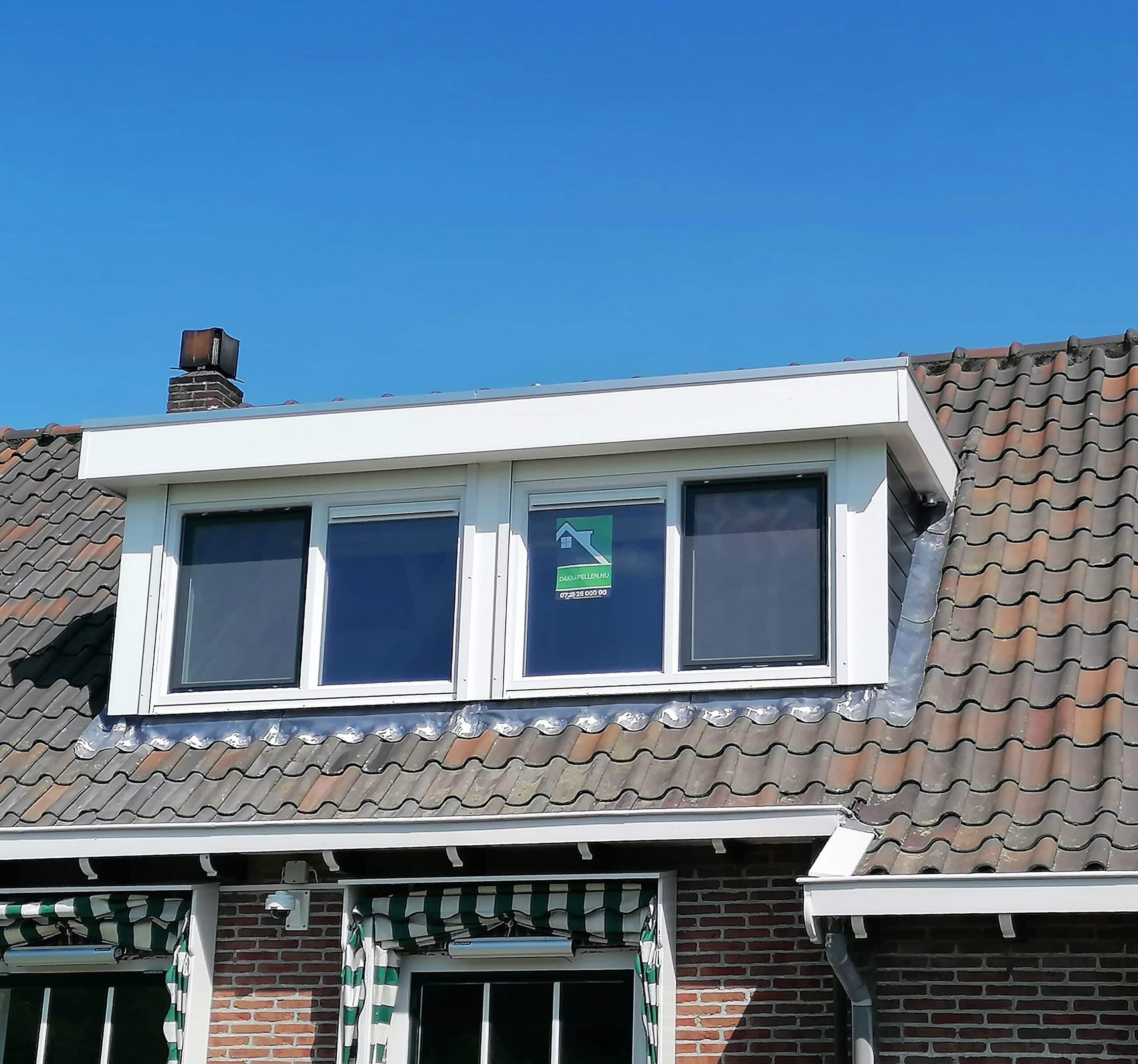 Kunststof met houtnerf  Dakkapel met plat dak – Alphen aan den Rijn 3