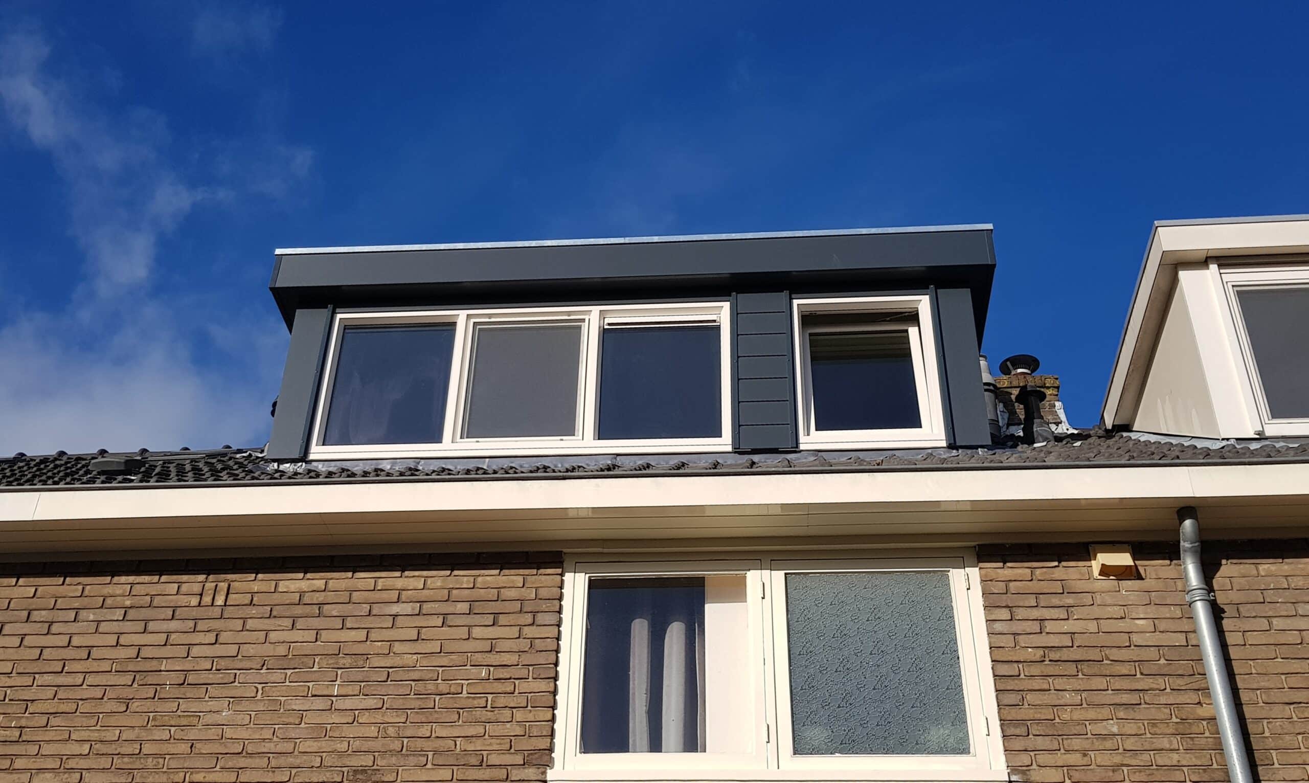 Kunststof met houtnerf  Dakkapel met plat dak – Koog aan de Zaan 3