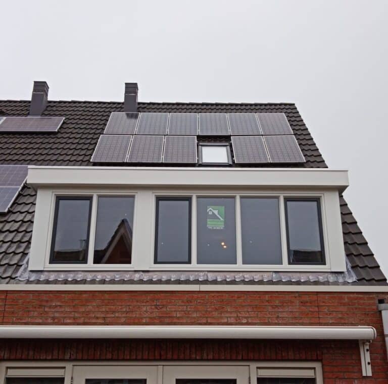 Kunststof met houtnerf  Dakkapel met plat dak – Schagerbrug 3