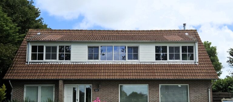 2136LP - Dakkapel met schuin dak - Zwaanshoek