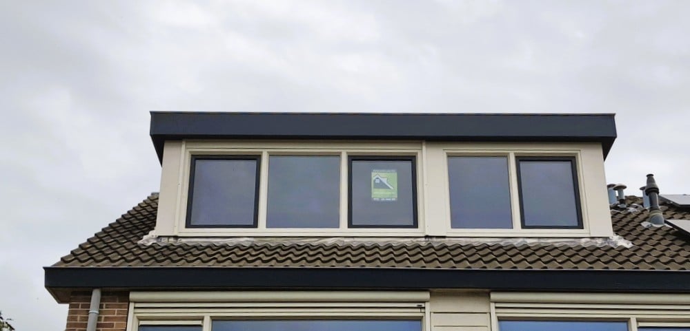 2332AX - Dakkapel met plat dak - Leiden