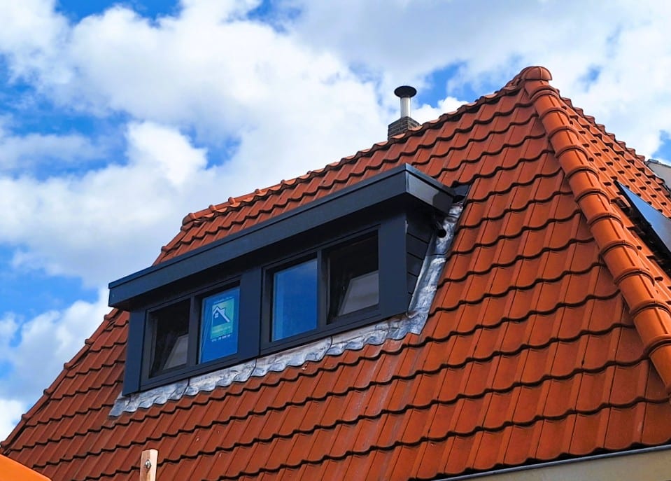 1975BC - Dakkapel met plat dak - IJmuiden