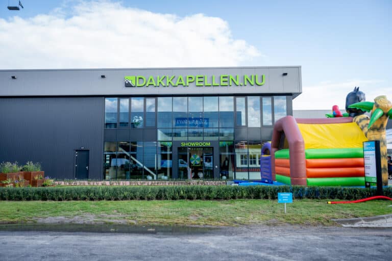 Feestelijke opening Dakkapellen.nu