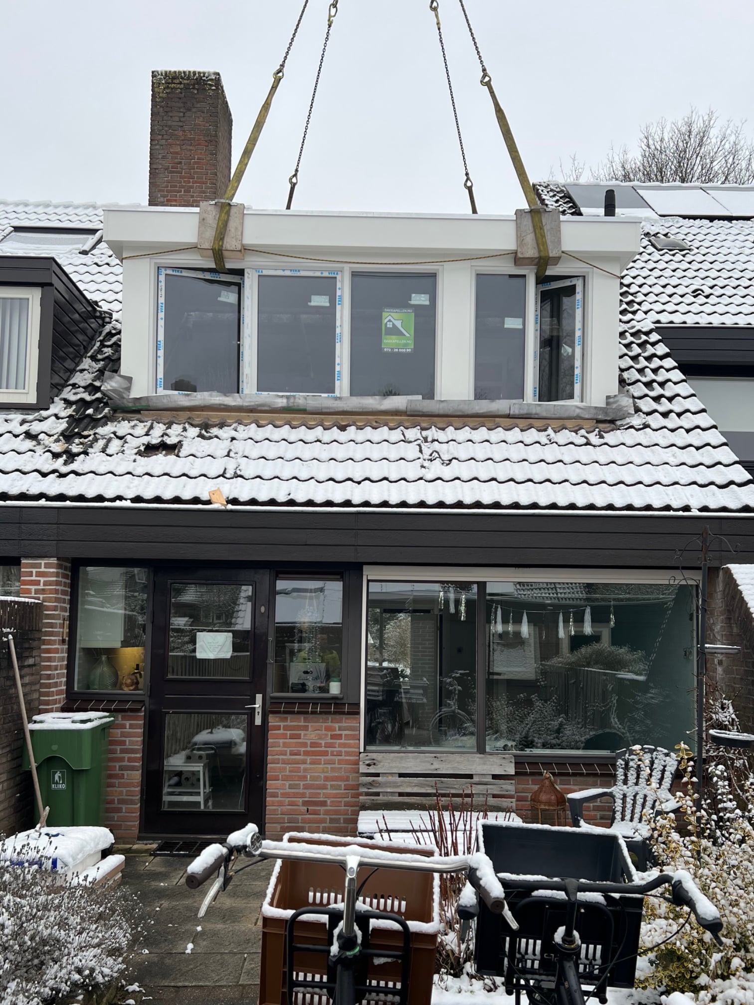 Plaatsing dakkapel met kraan
