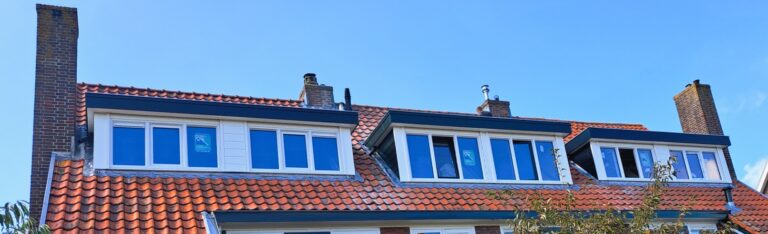 1985BB - Dakkapel met plat dak - Driehuis NH
