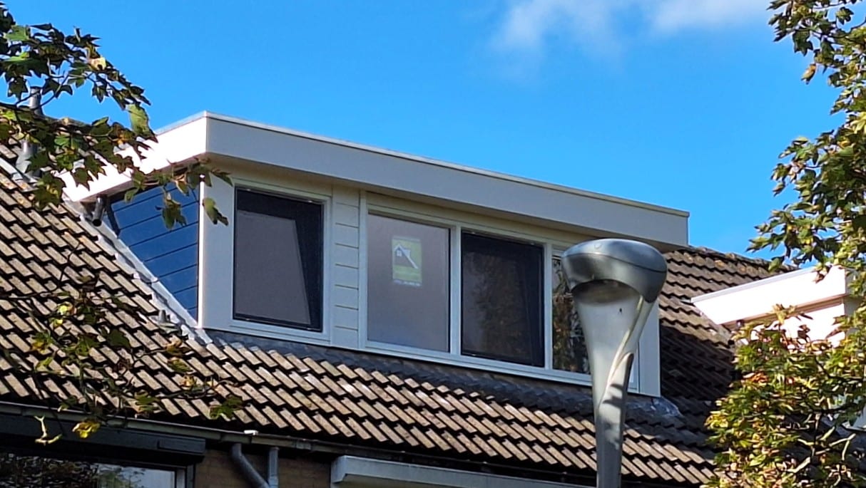 2136AK - Dakkapel met plat dak - Zwaanshoek