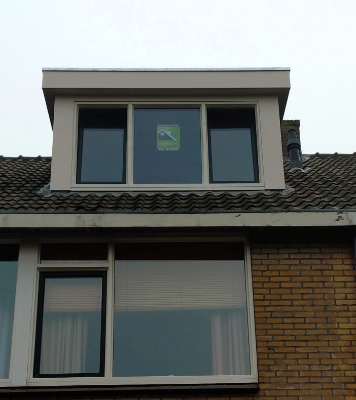 1911VL - Dakkapel met plat dak - Uitgeest