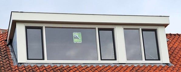 2071TE - Dakkapel met plat dak - Santpoort-Noord