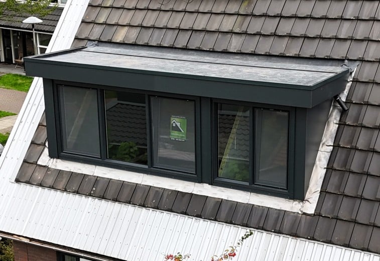 3452EE - Dakkapel met plat dak - Vleuten