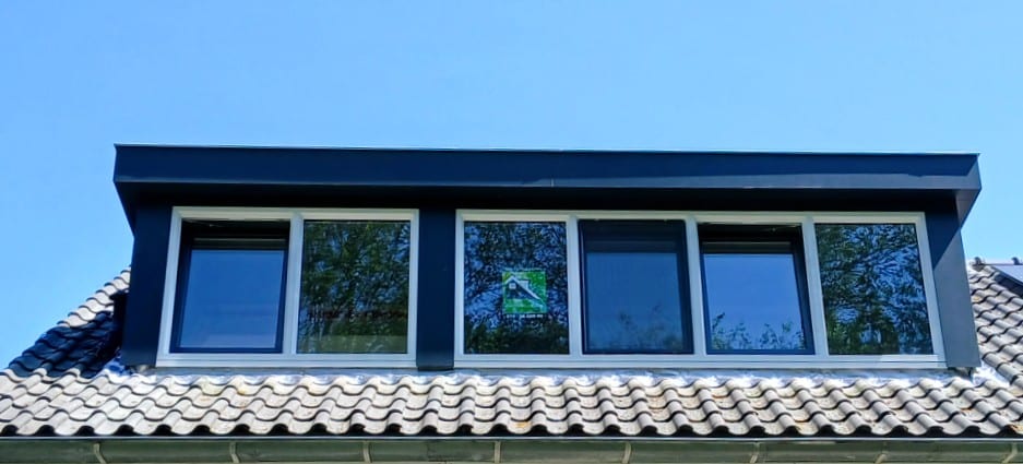 2141VM - Dakkapel met plat dak - Vijfhuizen